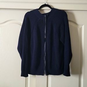 HM navy knit backwards zipper on back